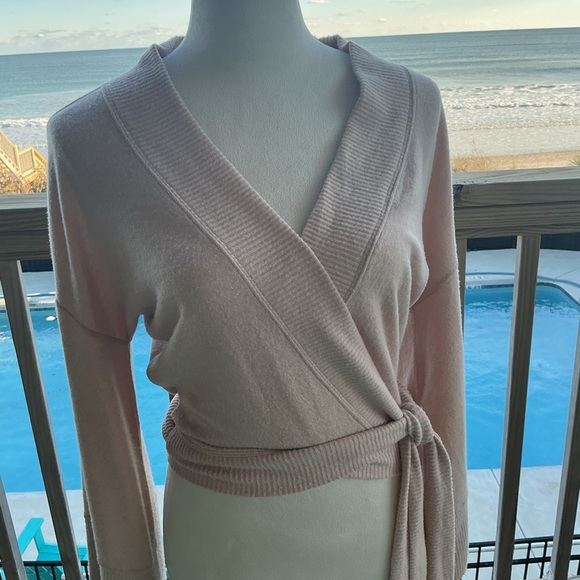 Free People Beach Wrap Sweater / Wrap Top - Picture 7 of 14